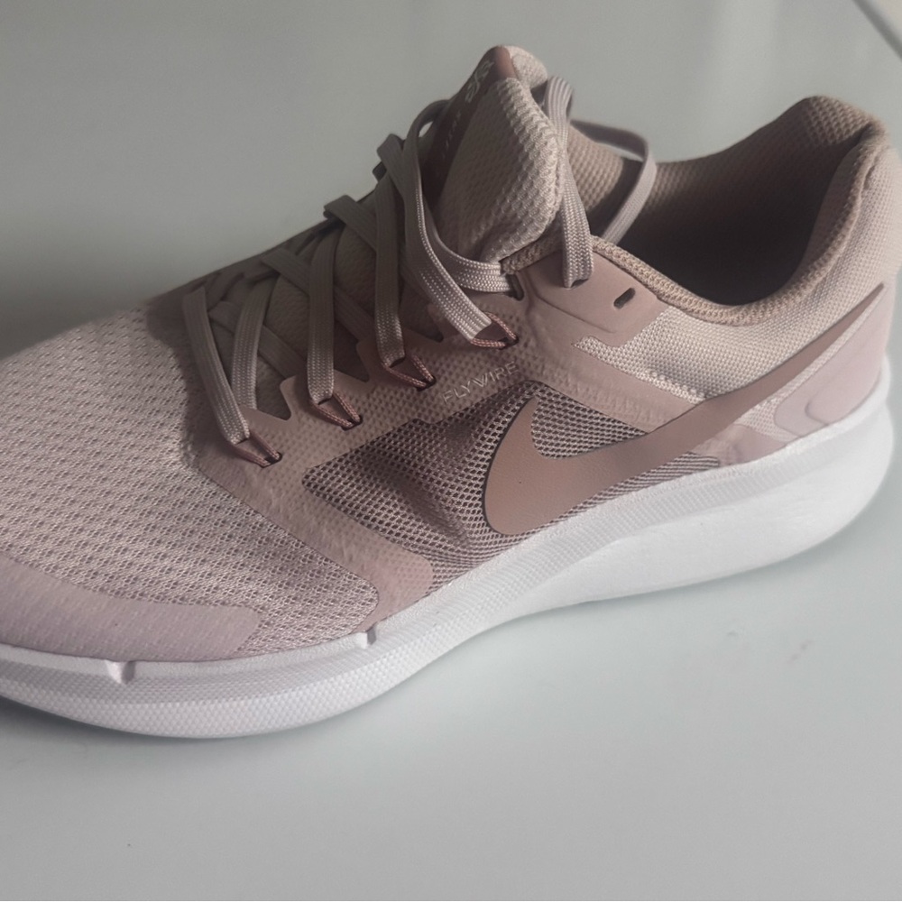 Nike Women's Sneakers - Light Pink and White